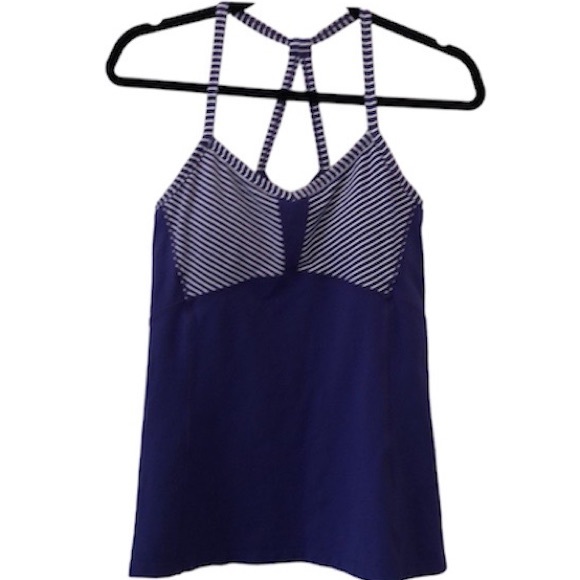 🌺 Athleta Fulfillment Built-In Bra Tank Top Amalfi Blue Size Medium - Picture 1 of 3